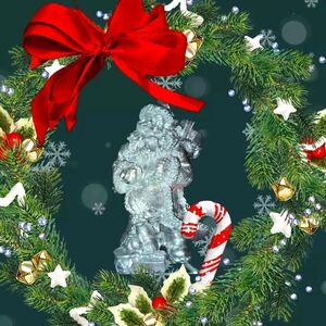 Metallic Santa Claus figurine